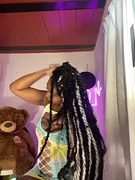 Cynthia es online show from 04/16/26, 02:07