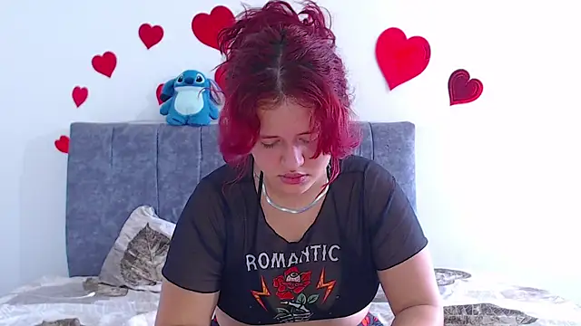 Snapshot of hottie_couplee chatting on 07/01/26, 10:42 hottie couplee online show from 07/01/26, 10:42