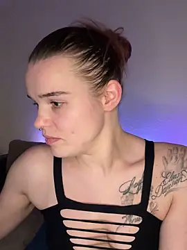 LoreenKinky online show from 12/22/25, 07:22