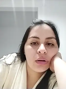 latina prohibida online show from 02/08/26, 03:43