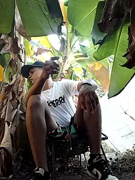 Snapshot of youngboypiss chatting on 12/02/25, 08:04 youngboypiss online show from 12/02/25, 08:04