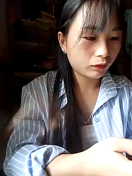 Snapshot of Maiphu34 chatting on 05/16/26, 02:30 Maiphu34 online show from 05/16/26, 02:30