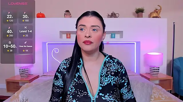 AnikaRomanoff  online show from 02/11/26, 11:48