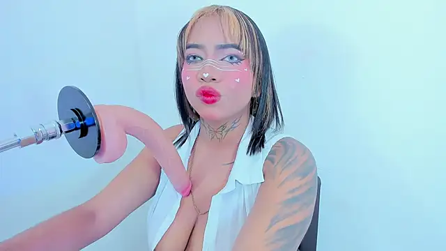 leticia lynn1 online show from 12/20/25, 09:11