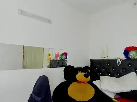 Snapshot of BlakeNoir_ chatting on 05/15/26, 01:01 BlakeNoir online show from 05/15/26, 01:01