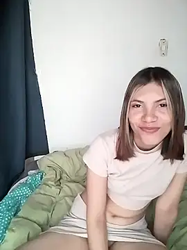 Sweetprouble 17 online show from 12/16/25, 08:47