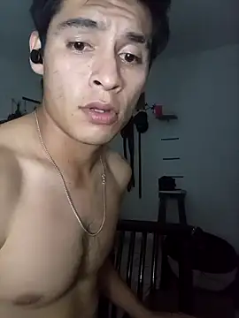 Snapshot of DamOlbaid9966 chatting on 12/02/25, 12:32 DamOlbaid9966 online show from 12/02/25, 12:32