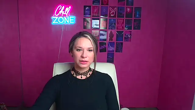 Melodie Aster online show from 02/04/26, 06:30