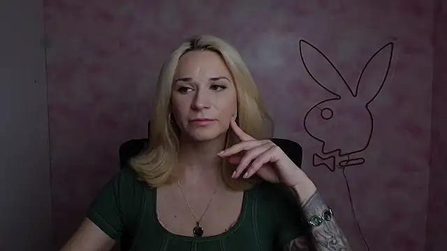 Melodie Aster online show from 05/04/26, 11:28