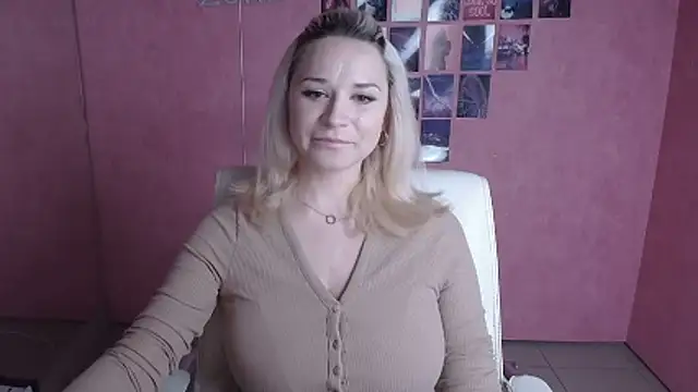 Melodie Aster online show from 06/16/26, 05:21