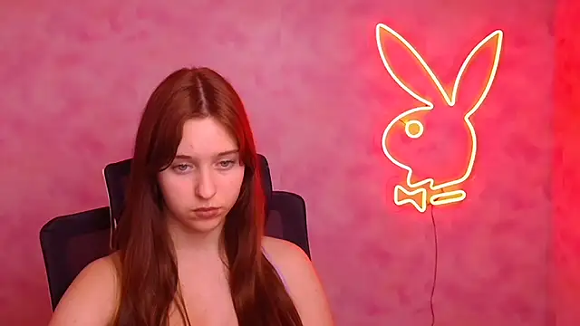 Snapshot of Lilu_May chatting on 12/04/25, 04:05 Lilu May online show from 12/04/25, 04:05