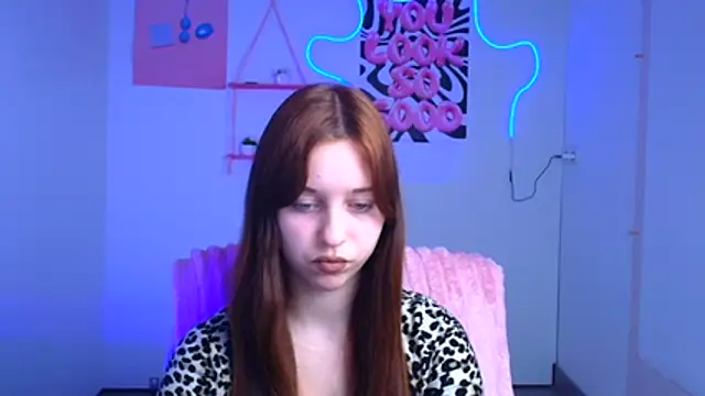 Lilu May online show from 12/05/25, 07:10