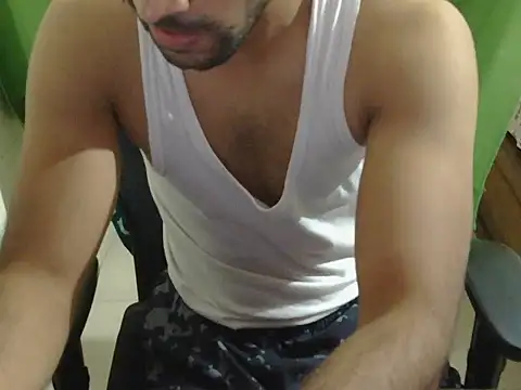Snapshot of Michal_Fransis chatting on 05/13/26, 01:19 Michal Fransis online show from 05/13/26, 01:19
