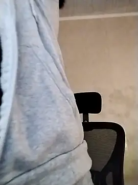 Carameloswing1 online show from 12/16/25, 01:49