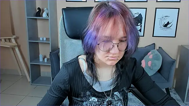 Sylvia Reed online show from 01/09/26, 10:07