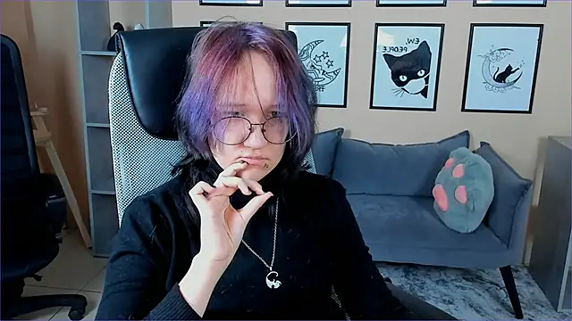 Sylvia Reed online show from 01/10/26, 10:06