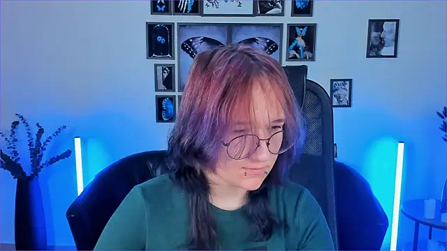 Sylvia Reed online show from 01/12/26, 10:09