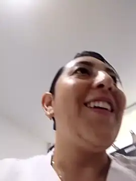 Valeria montana  online show from 02/16/26, 12:34