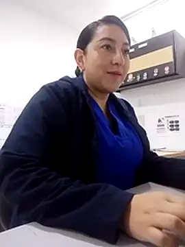 Snapshot of Valeria_montana_ chatting on 05/22/26, 11:38 Valeria montana online show from 05/22/26, 11:38