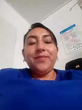 Snapshot of Valeria_montana_ chatting on 06/07/26, 10:02 Valeria montana online show from 06/07/26, 10:02