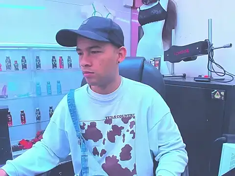 SweeXioji online show from 01/08/26, 01:24