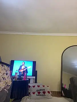 Privy001 online show from 12/14/25, 02:55