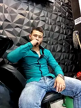 MaxSteel x online show from 12/20/25, 08:16