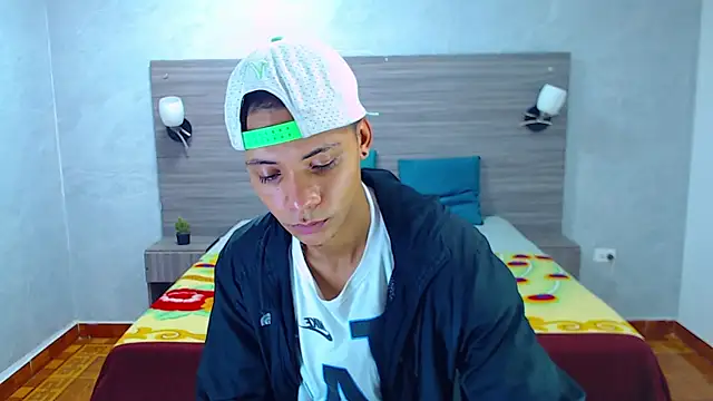 Axel Marcu online show from 12/20/25, 05:14