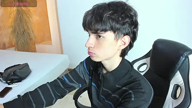 CONNOR STONNE  online show from 02/19/26, 07:43