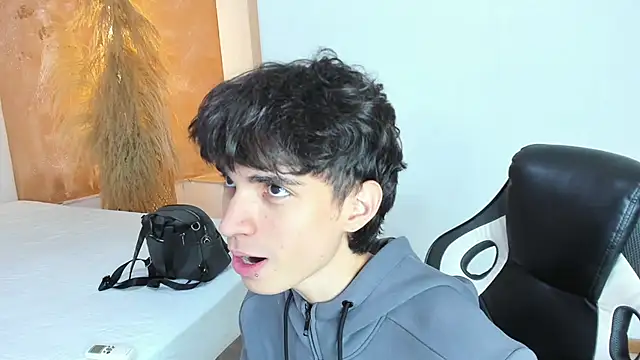 CONNOR STONNE  online show from 02/20/26, 07:36