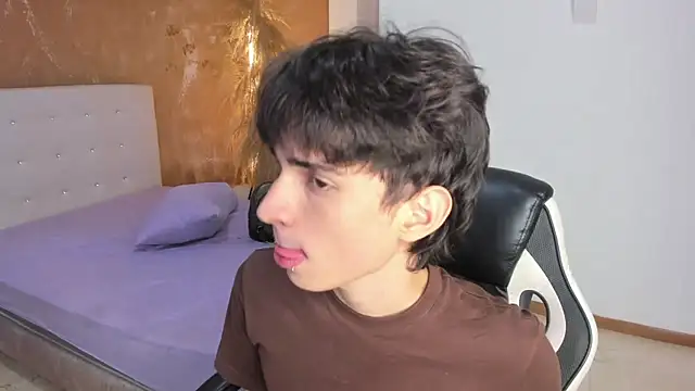 CONNOR STONNE  online show from 03/08/26, 09:18