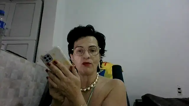 Luna-Hot0802 online show from 06/24/26, 12:37