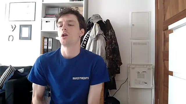 MindlyXXX online show from 10/02/25, 08:32