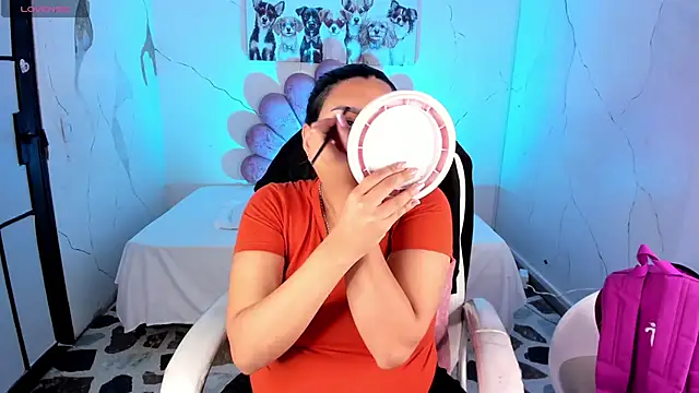 melodysnow  online show from 12/20/25, 01:18