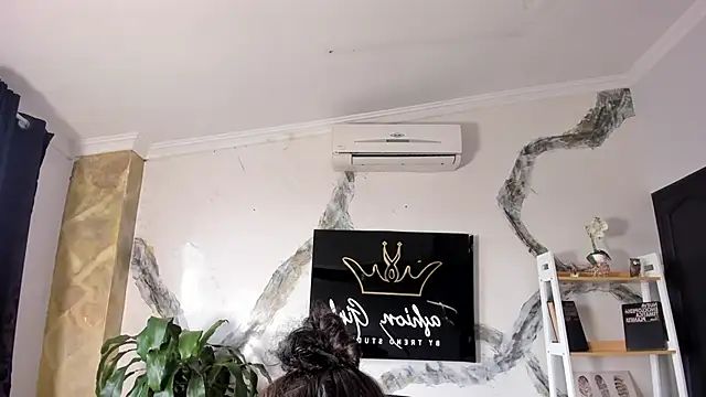 melodysnow  online show from 01/08/26, 08:44