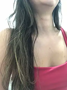 bellastormi  online show from 12/21/25, 07:54