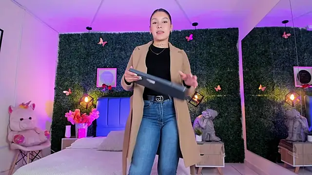 GabyyCute  online show from 01/11/26, 03:11