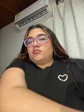 Snapshot of naty_col chatting on 02/03/26, 04:32 naty col online show from 02/03/26, 04:32