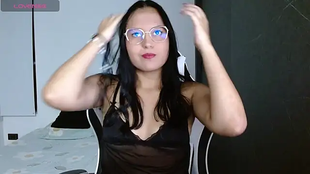 candy rosemaryy online show from 04/28/26, 11:32