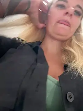 Snapshot of Betsy chatting on 02/02/25, 06:48 Betsy online show from 02/02/25, 06:48