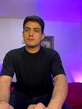 williamsmiiths16 online show from 12/05/25, 03:26