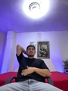 williamsmiiths16 online show from 02/10/26, 01:04