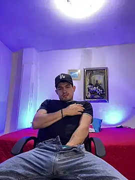 williamsmiiths16 online show from 02/20/26, 01:55