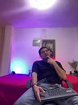 williamsmiiths16 online show from 03/09/26, 11:47