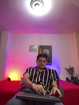 williamsmiiths16 online show from 03/13/26, 11:39