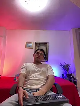 williamsmiiths16 online show from 03/19/26, 11:25