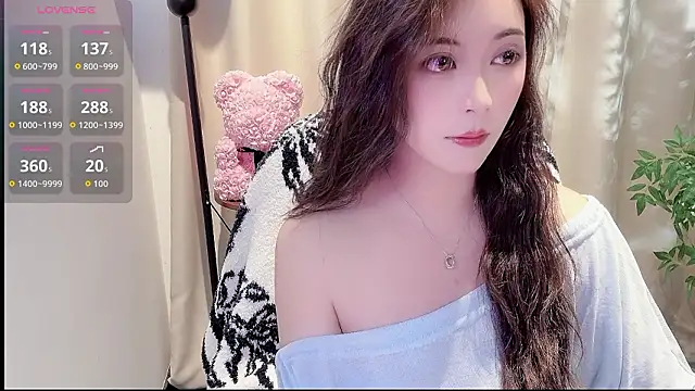 Lyly-zz online show from 03/25/26, 04:02