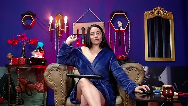 LunaTikka online show from 01/09/26, 02:47