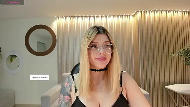 MadisonKane online show from 04/26/26, 11:30