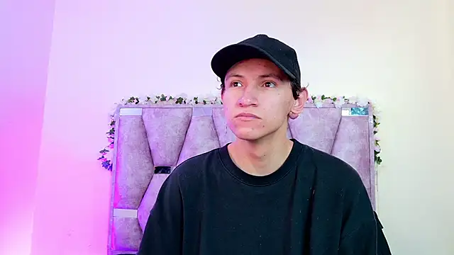 iris and damian online show from 03/18/26, 05:49